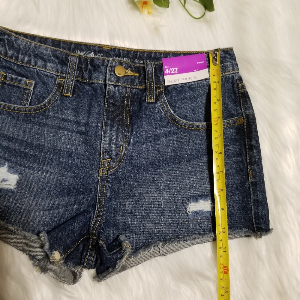 MOSSIMO Short Denim High Rise, with Ripped. - Picture 6 of 11